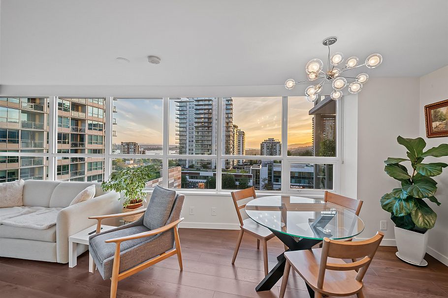 704 125 E 14th Street North Vancouver, BC - 10