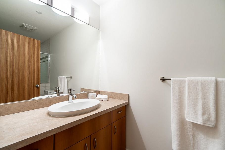 1 1425 W 11th Avenue Vancouver, BC - 33