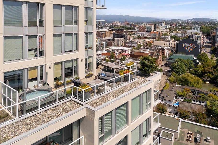 2405 550 Taylor Street Vancouver, BC - 1