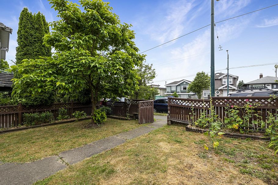 7544 Main Street Vancouver, BC - 8