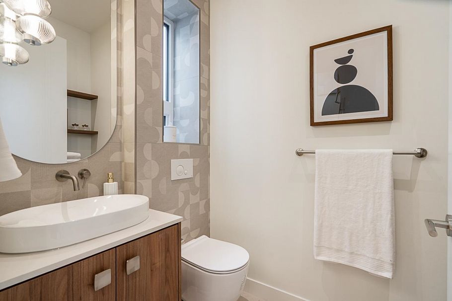 1 456 E 38th Avenue Vancouver, BC - 18