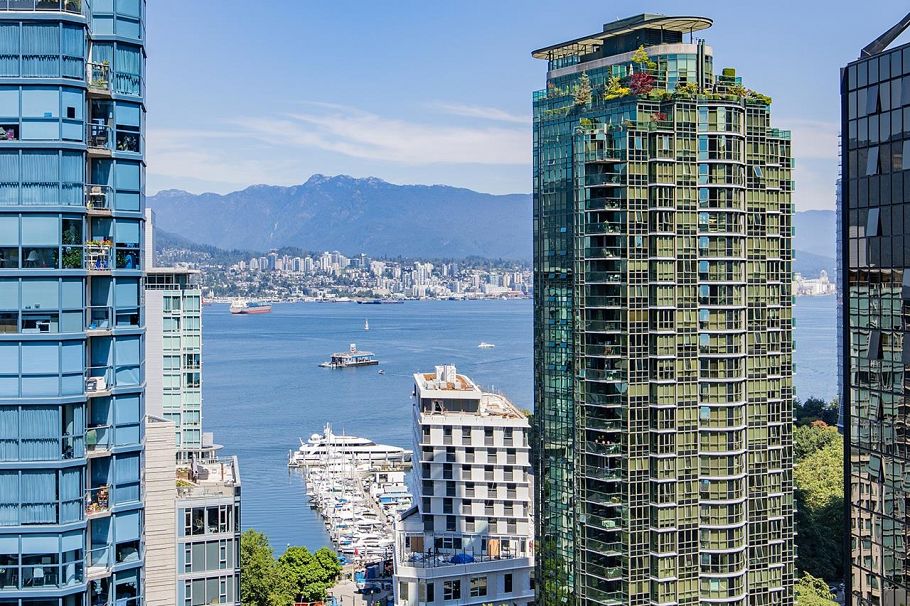 1601 1420 W Georgia Street Vancouver, BC - 19