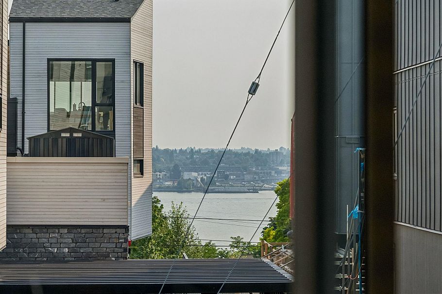 105 625 E 3rd Street North Vancouver, BC - 21