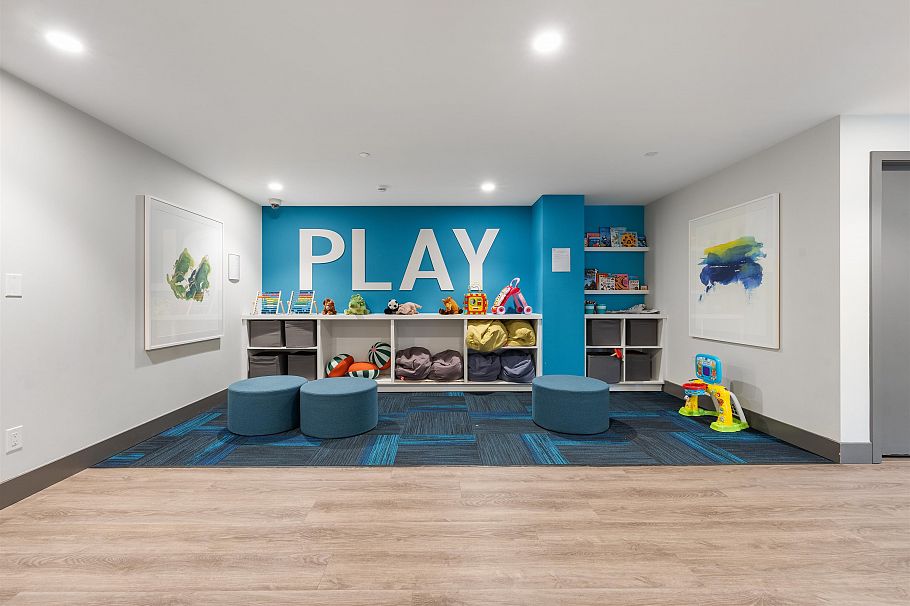 601 8570 Rivergrass Drive Vancouver, BC - 23