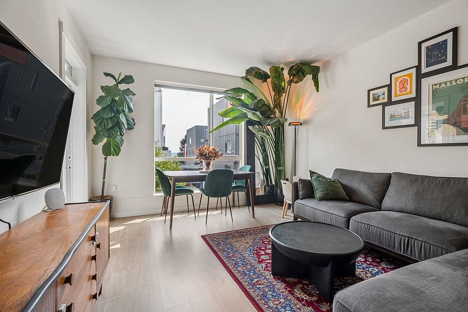 105 625 E 3rd Street North Vancouver, BC - 6
