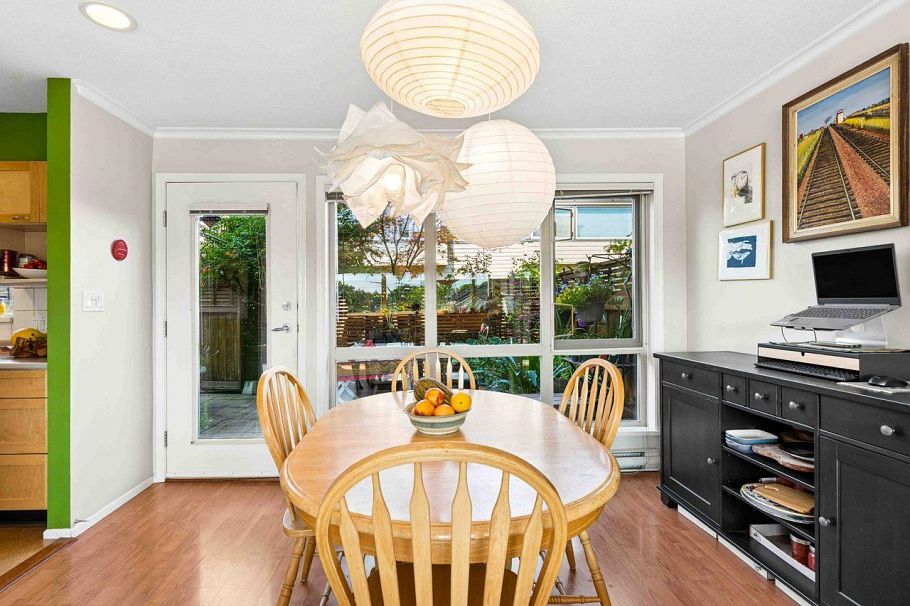 13 2389 Charles Street Vancouver, BC - 37