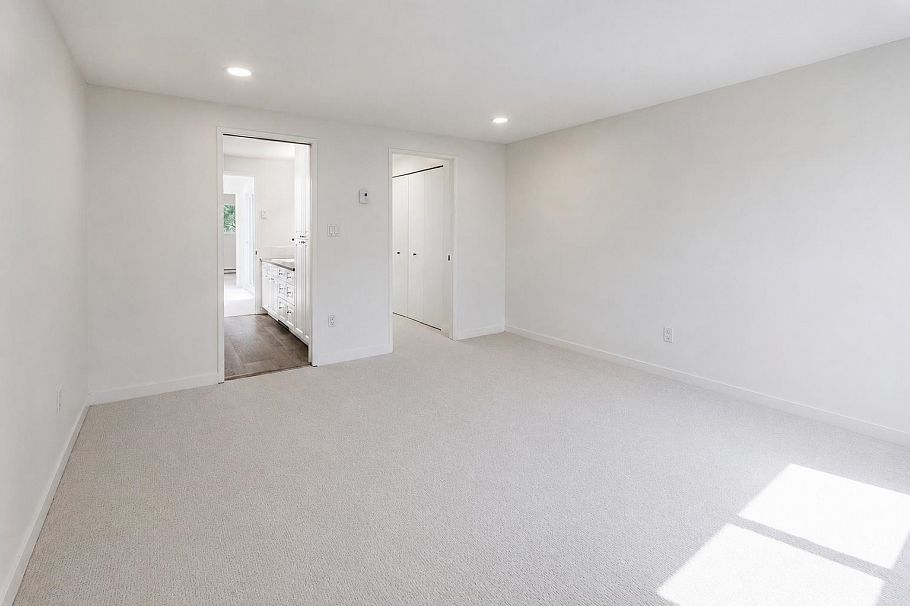 962 E 11th Avenue Vancouver, BC - 21