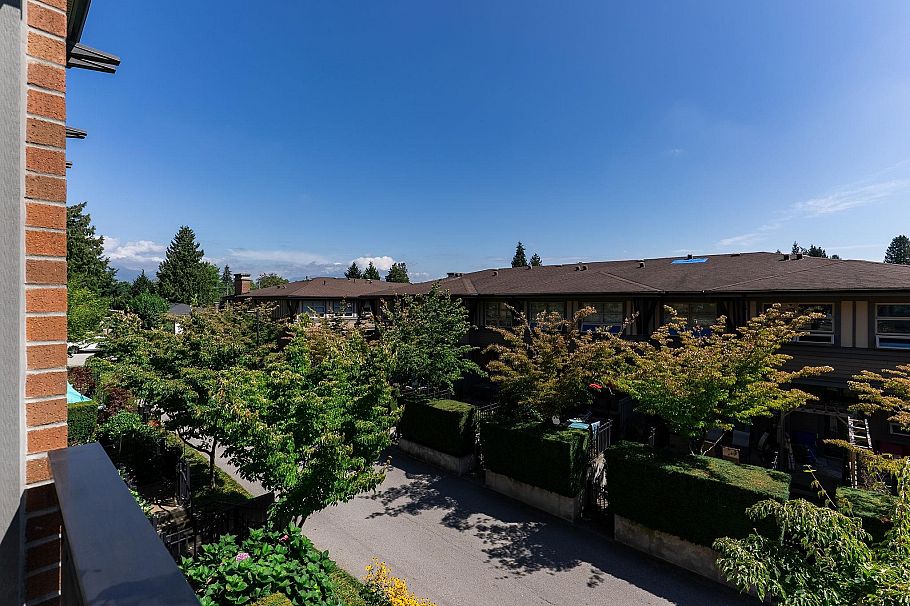 213 738 E 29th Avenue Vancouver, BC - 24