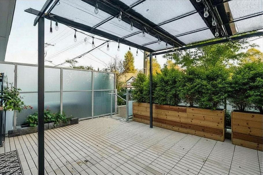 204 2435 Kingsway Vancouver, BC - 4