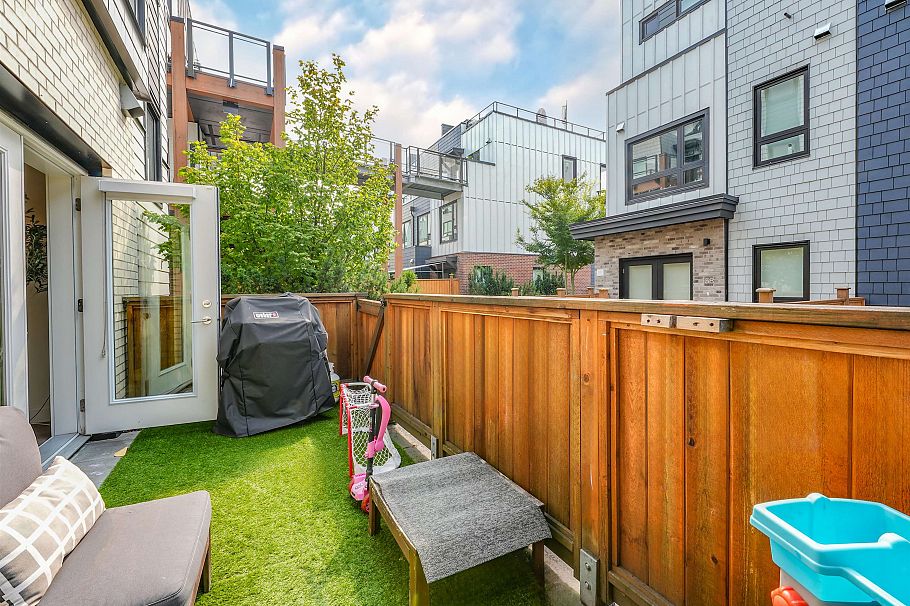 127 525 E 2nd Street North Vancouver, BC - 29