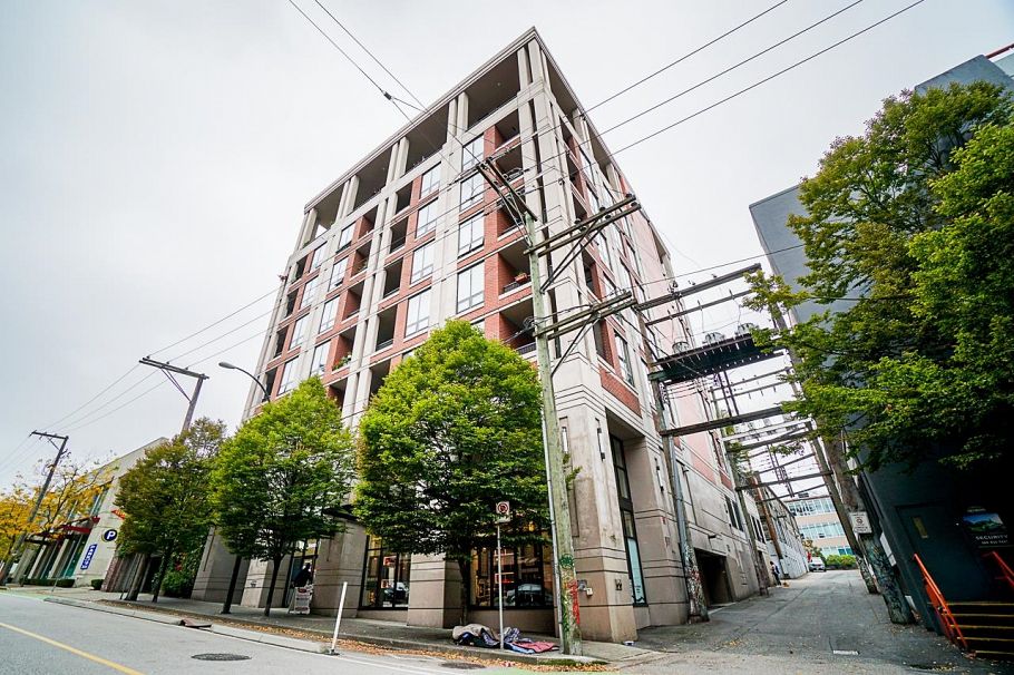 205 531 Beatty Street Vancouver, BC - 38