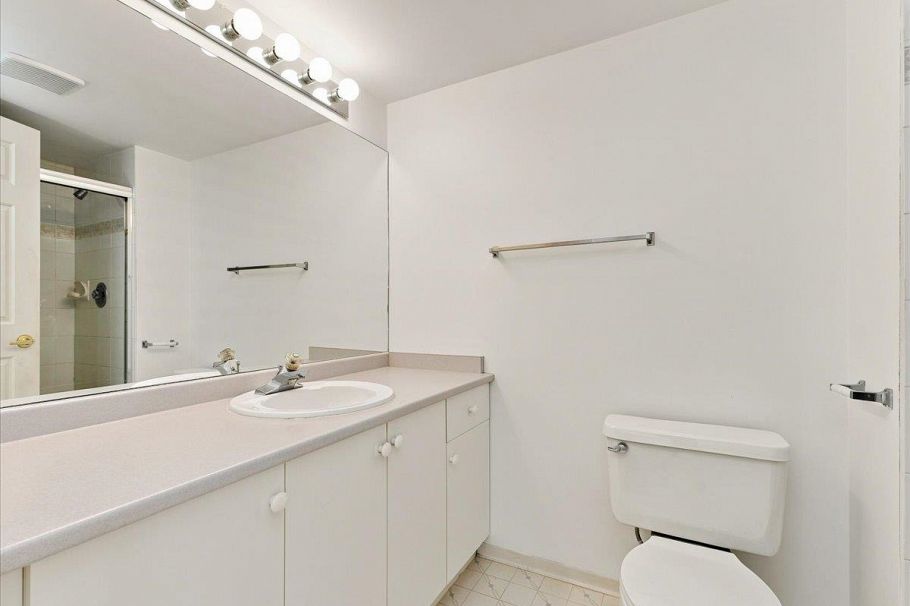 207 3638 Rae Avenue Vancouver, BC - 18