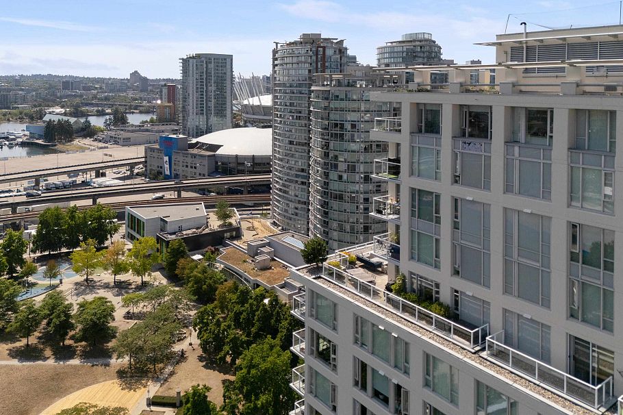 2405 550 Taylor Street Vancouver, BC - 31