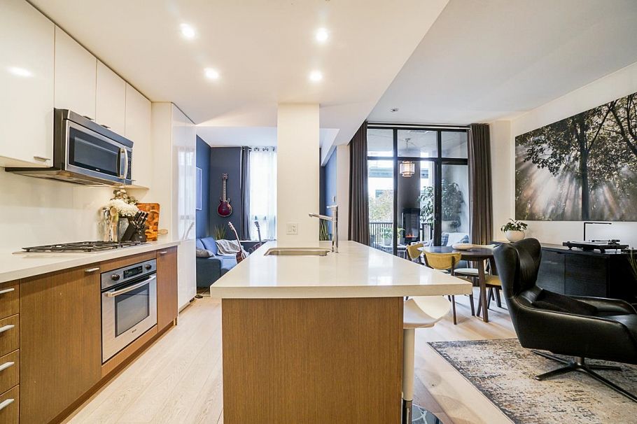 205 531 Beatty Street Vancouver, BC - 23