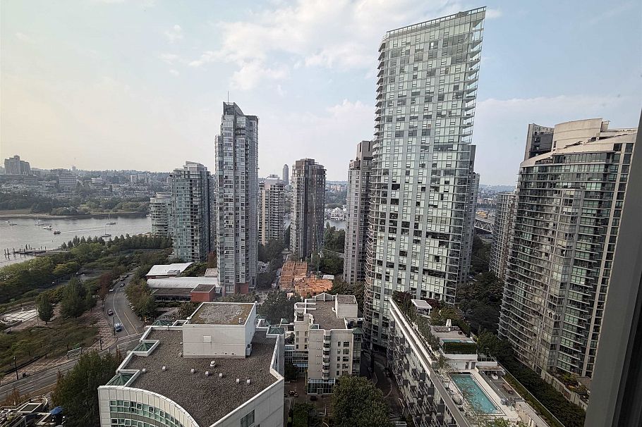 2706 1323 Homer Street Vancouver, BC - 8