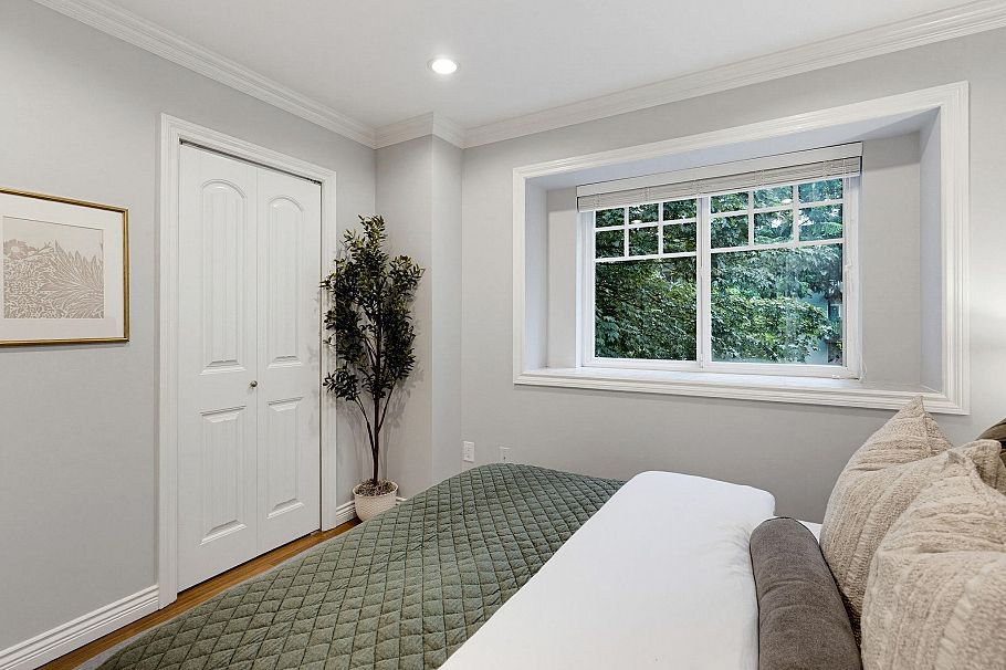 2139 Triumph Street Vancouver, BC - 9