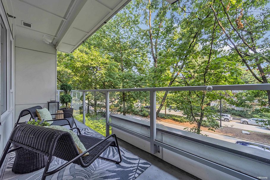 315 255 W 1st Street North Vancouver, BC - 17