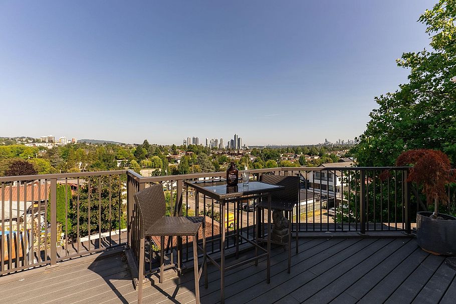 219 2910 E Pender Street Vancouver, BC - 18