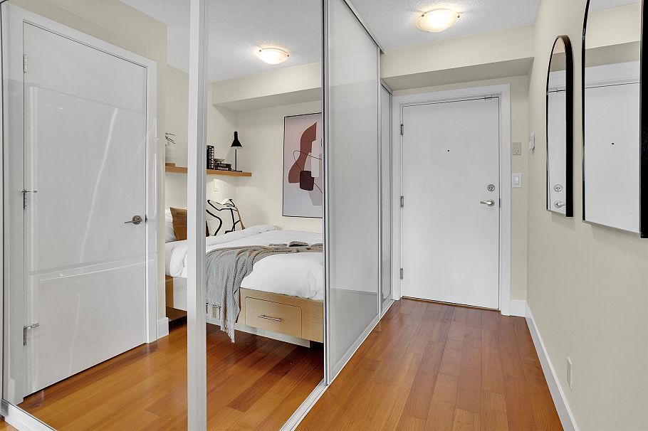 202 1530 W 8th Avenue Vancouver, BC - 19