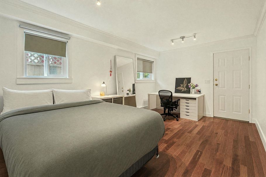 2183 Napier Street Vancouver, BC - 18
