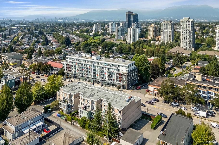 209 5818 Lincoln Street Vancouver, BC - 24