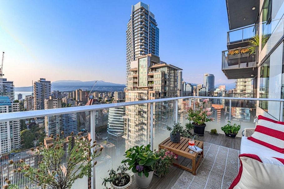 3005 1335 Howe Street Vancouver, BC - 4