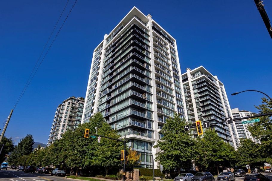 1103 1320 Chesterfield Avenue North Vancouver, BC - 1