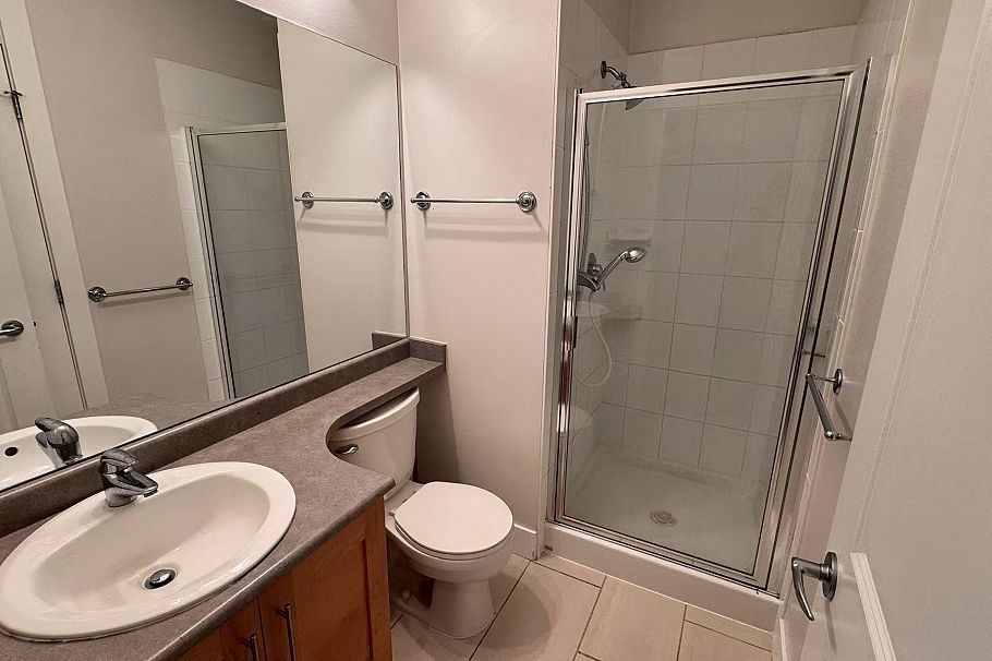 425 2083 W 33rd Avenue Vancouver, BC - 11