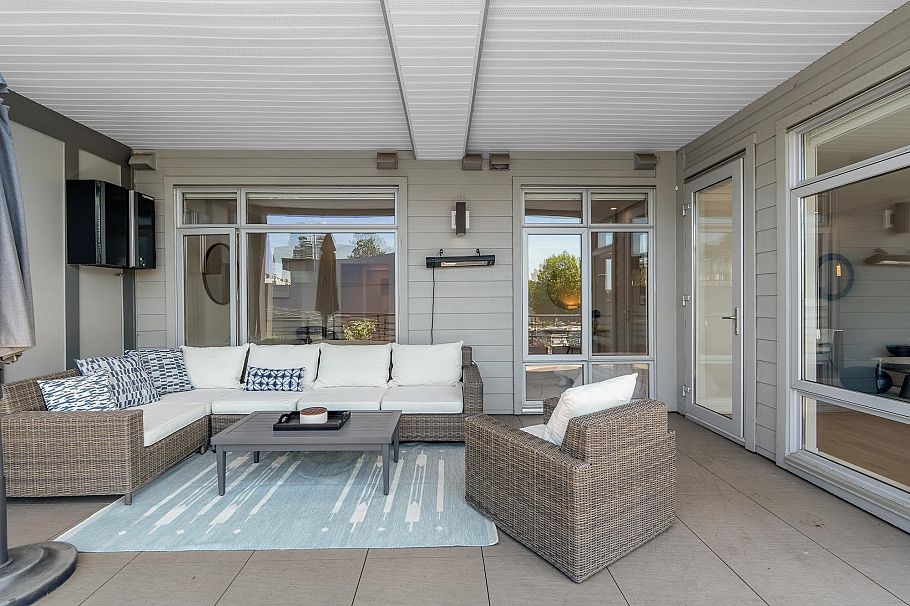 206 1591 Bowser Avenue North Vancouver, BC - 29