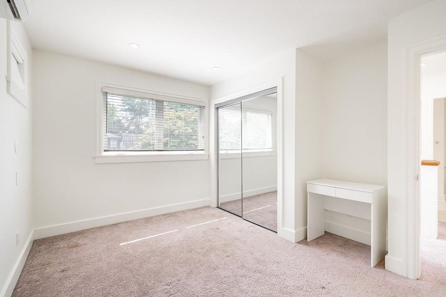 242 W 21st Avenue Vancouver, BC - 23