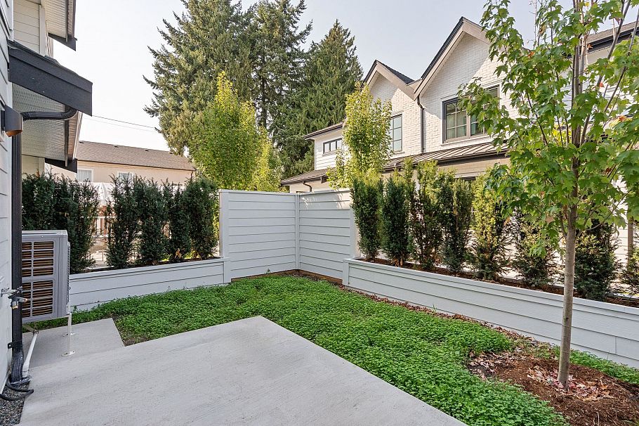 SL 2 2333 E 54th Avenue Vancouver, BC - 31
