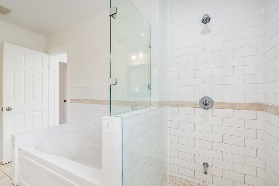 242 W 21st Avenue Vancouver, BC - 26