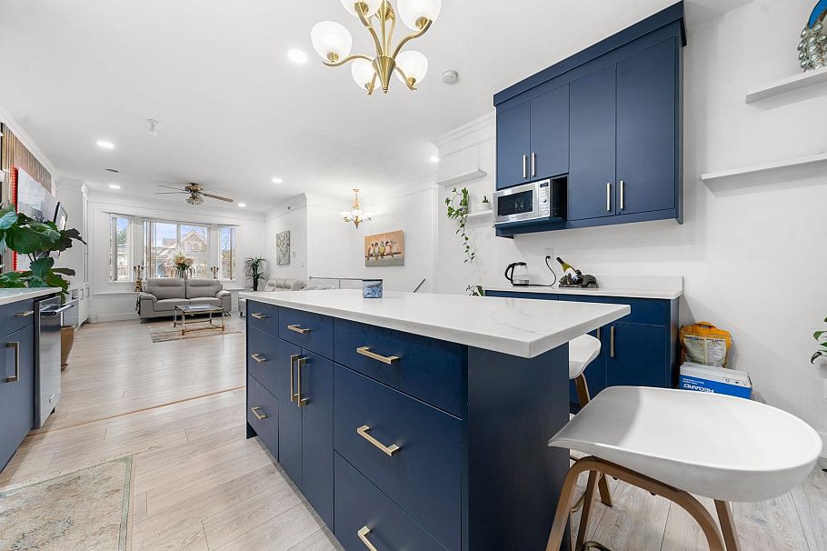 5174 Aberdeen Street Vancouver, BC - 11