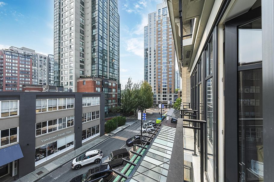 308 1275 Hamilton Street Vancouver, BC - 22