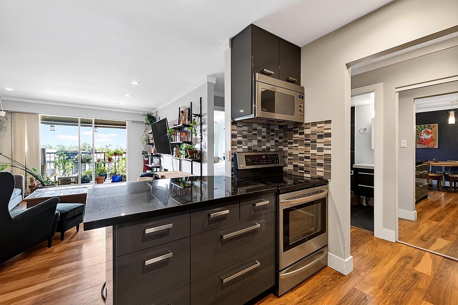 307 252 W 2nd Street North Vancouver, BC - 15