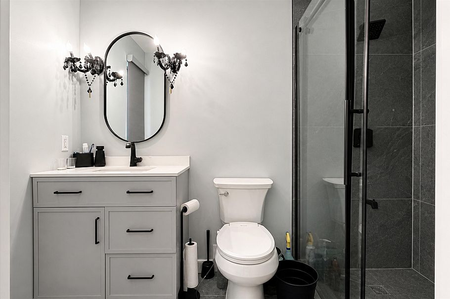 3938 Indian River Drive North Vancouver, BC - 18