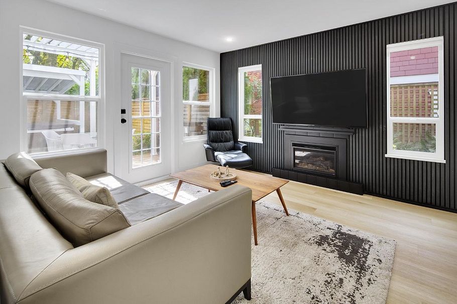 2977 W 6th Avenue Vancouver, BC - 13