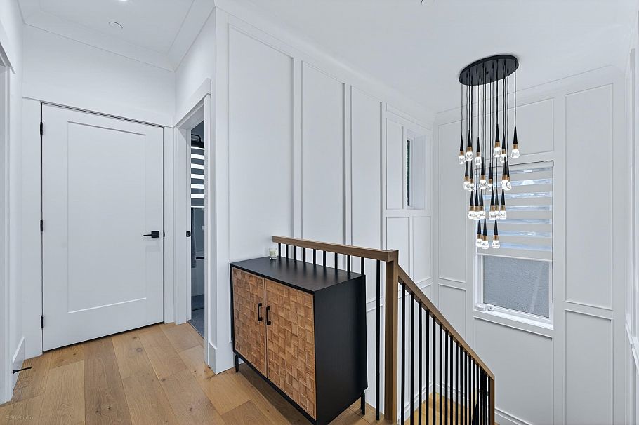 4990 Sherbrooke Street Vancouver, BC - 12
