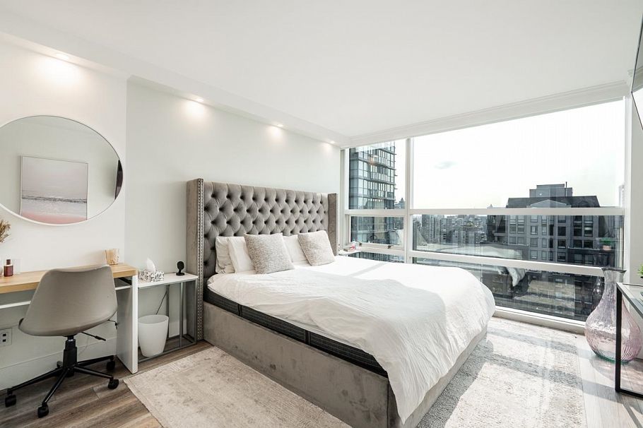 1907 1050 Burrard Street Vancouver, BC - 23