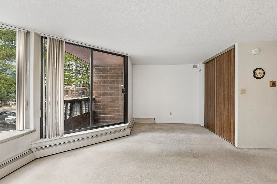 304 1330 Burrard Street Vancouver, BC - 8