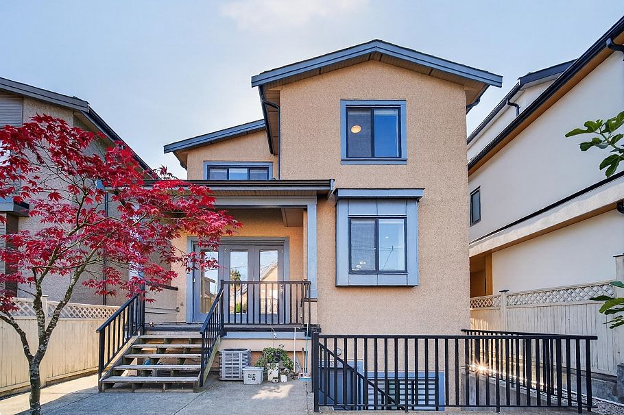 8068 Haig Street Vancouver, BC - 26