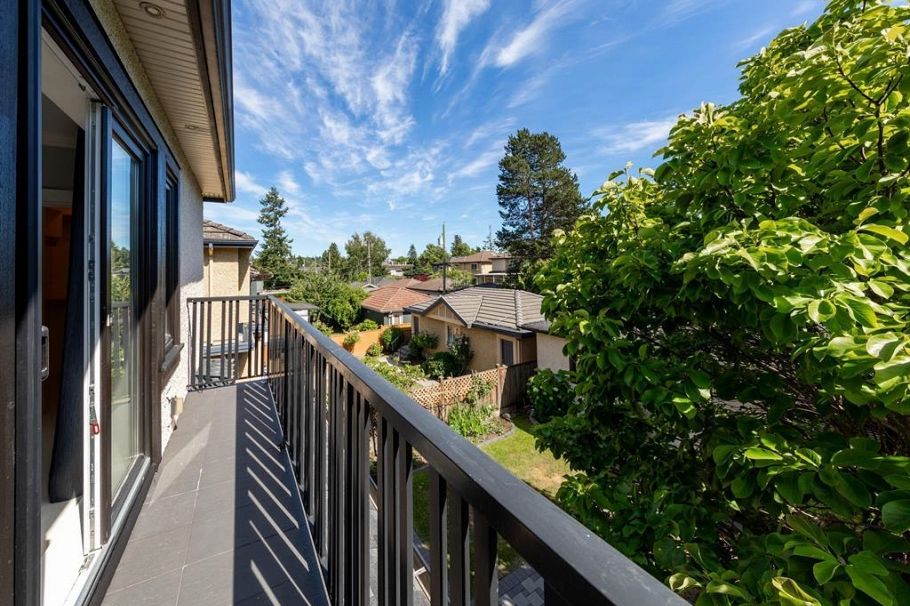 3078 W 20th Avenue Vancouver, BC - 31