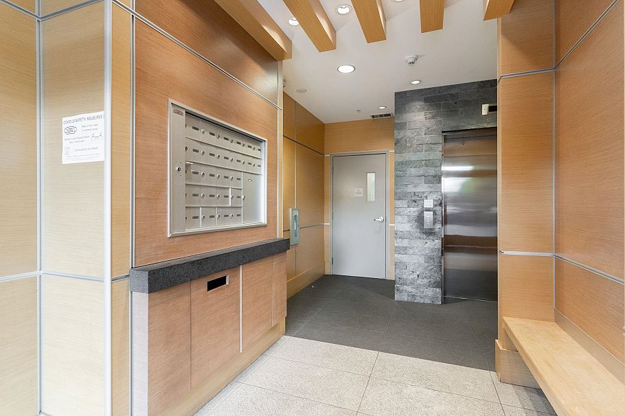207 3732 Mt Seymour Parkway North Vancouver, BC - 24