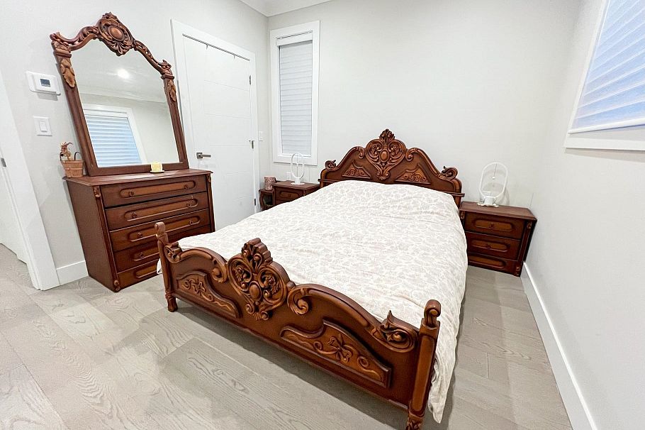 6576 Yew Street Vancouver, BC - 9
