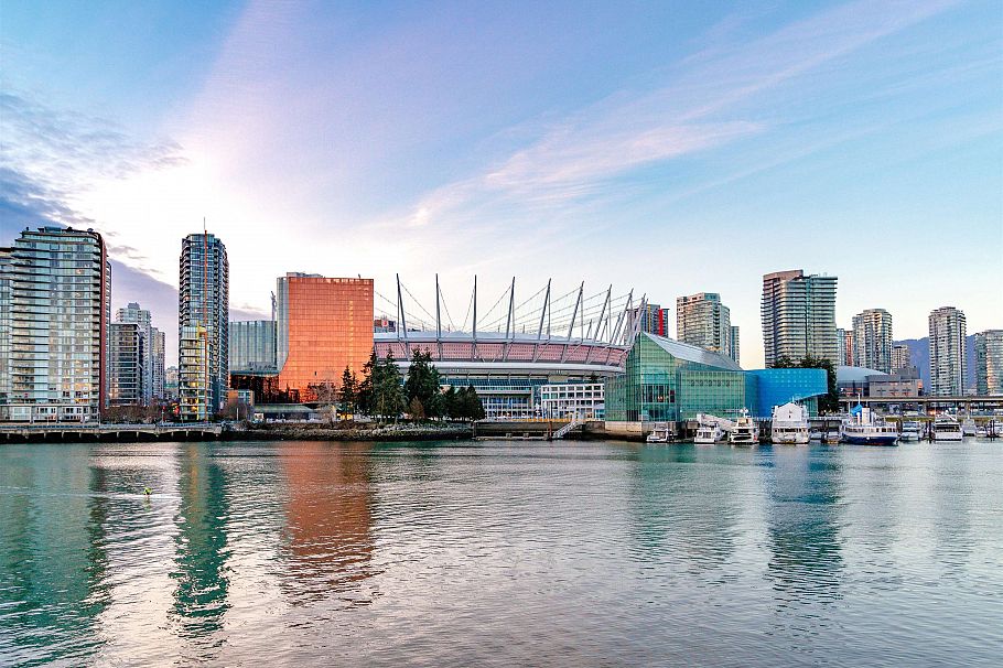 38 Athletes Way Vancouver, BC - 6