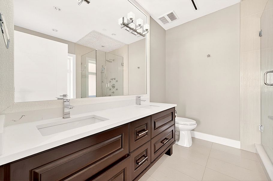 8068 Haig Street Vancouver, BC - 13