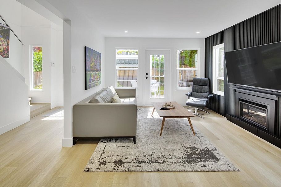 2977 W 6th Avenue Vancouver, BC - 12