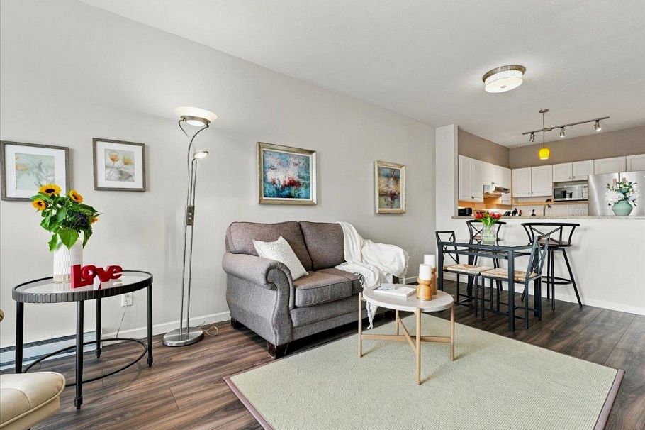 317 3629 Deercrest Drive North Vancouver, BC - 7