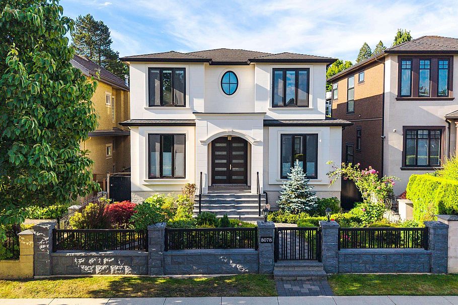 3078 W 20th Avenue Vancouver, BC - 30