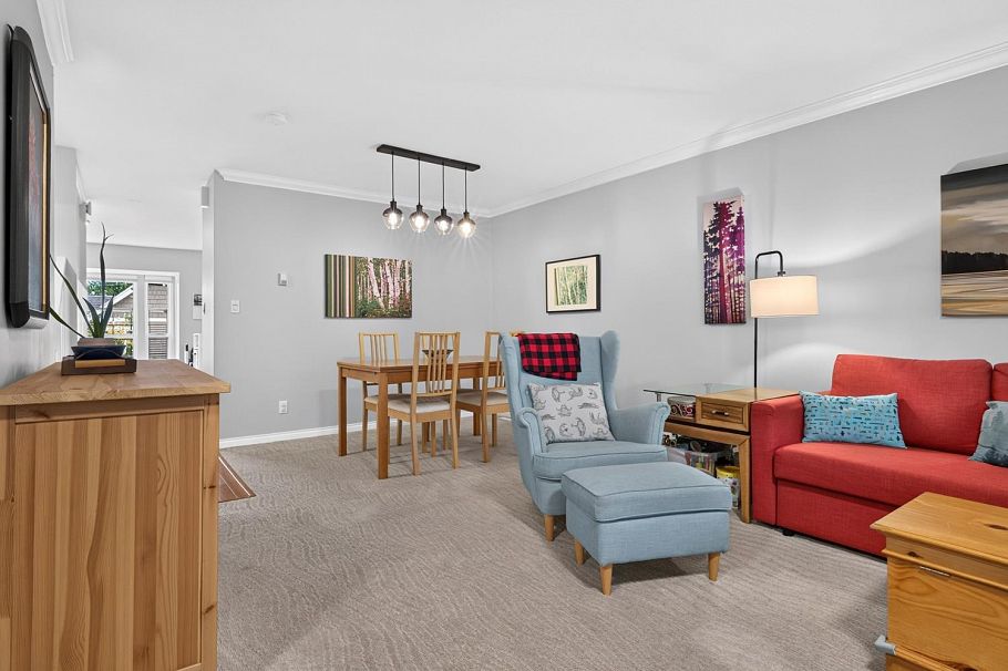 109 225 E 6th Street North Vancouver, BC - 6